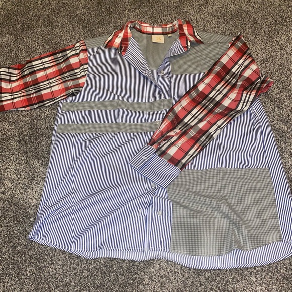 Serena Button-Up - Picture 1 of 3